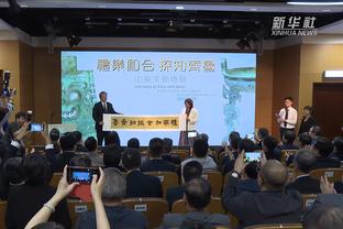 罗伊斯-奥尼尔：我努力在攻防两端产生影响力 融入球队